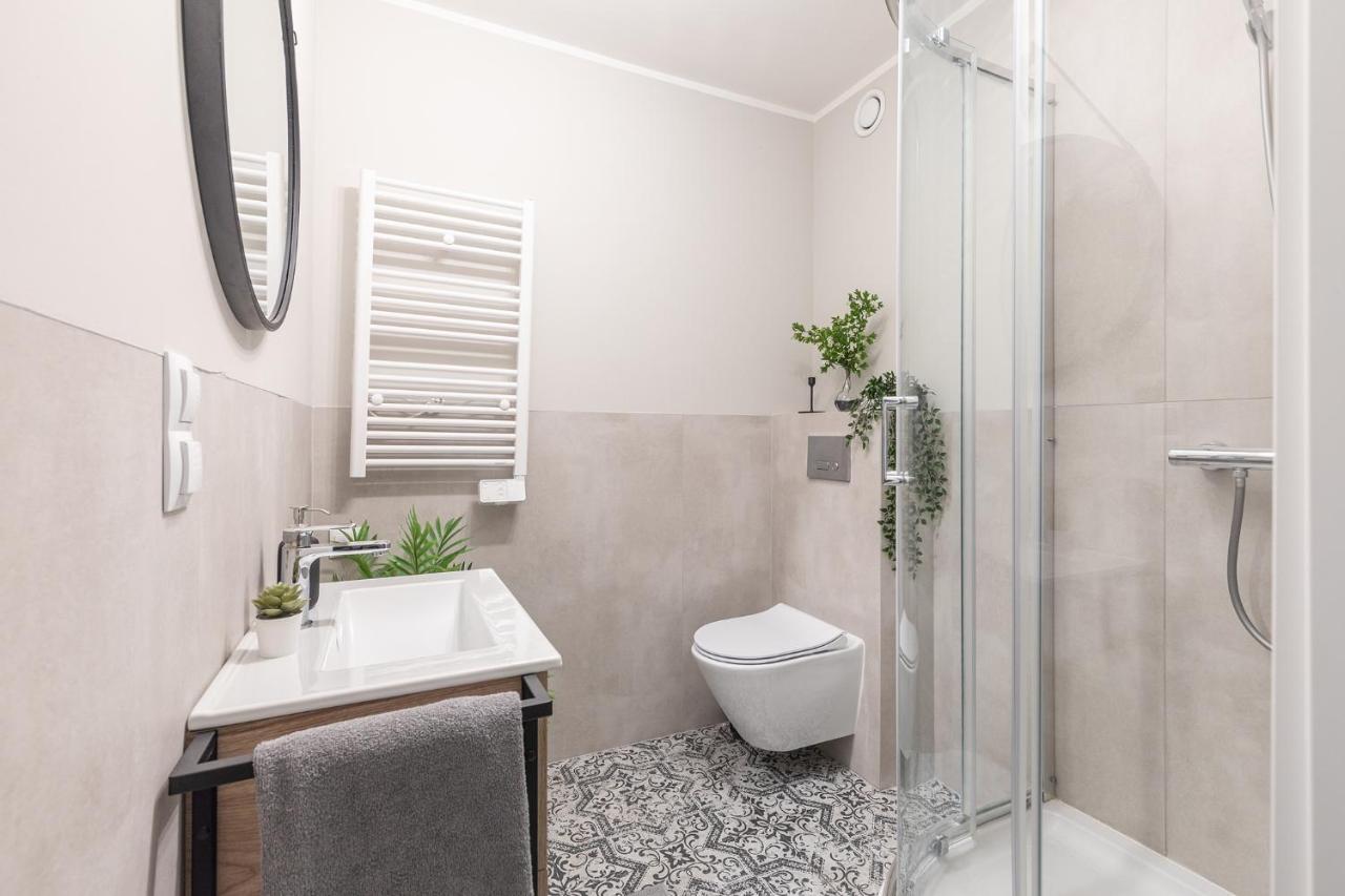 Superapart Batorego 16 Ministudio Варшава Екстер'єр фото